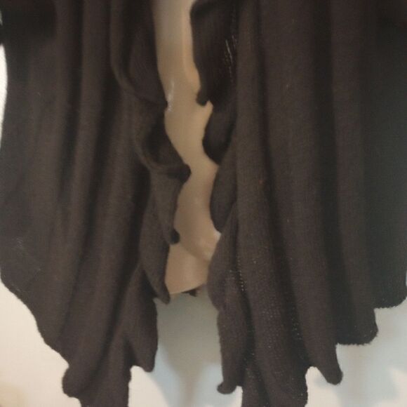 Berretti Italia mohair and acrylic ribbed ruffle trim short sleeve open … - Picture 4 of 11